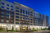 An exterior that reflects modern luxury. Pearl Residences at City Centre | Houston, TX Apartments | Houston CityCentre Apartments