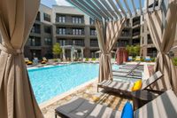 Pearl Woodlake Pool | Houston, TX Apartments | 1-3 Bedroom Apartments in Houston
