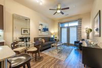Pearl Woodlake Living | Houston, TX Apartments | 1-3 Bedroom Apartments in Houston