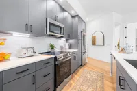 houston apartments | apartments near memorial city | apartments zoned to Katy ISD | apartments near hwy6 |Sleek and modern kitchen | Caroline at Memorial | Houston, Texas