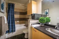 greenway area apartments | apartments near river oaks | apartments near upper kirby | 36 Sixty Business Lounge | Houston, TX Apartments | Essential Housing Apartments