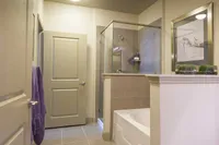 Pearl Greenway | Houston, TX Apartments | Greenway Plaza | Upper Kirby Apartments
