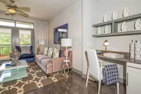 Pearl Greenway | Houston, TX Apartments | Greenway Plaza | Upper Kirby Apartments