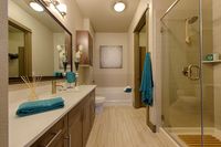 PearlWashington_model_bath-1