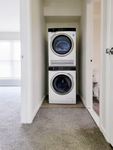 In Unit Washer/Dryer