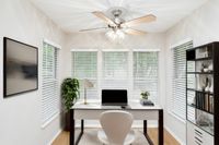 Office space at home at Autumn Columbia apartments for rent.
