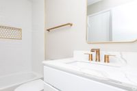 modern bathroom at Autumn Town Center