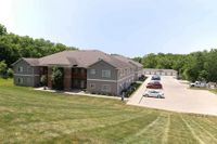 Riverwood Apartments | Pleasant Hill, IA