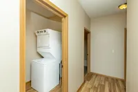 Hall/Laundry