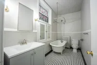 Westbury Brownstones Bathroom
