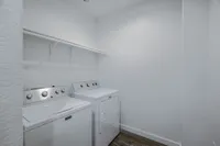 Belcara Luxury Townhomes Washer & Dryer Included