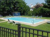 lindvale-gardens-mahwah-nj-pool