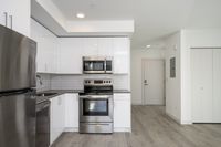 Studio Luxury Kitchen/Living