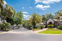 outdoor view of community entrance