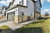 34-web-or-mls-1104 Texas Redbud Dr Unit A Pflugerville-S1112-002