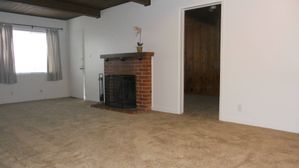 4x2 Living Room