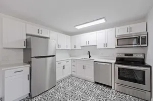 Kitchen Picture 1