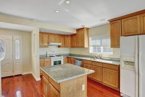 2x2 Kitchen