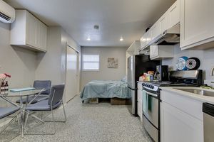 NE 5th Studio