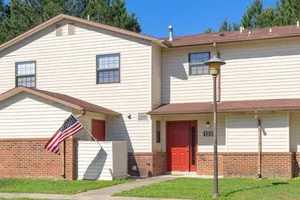 St Mere JENL Townhome