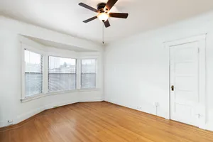 Elite Court Apartments - Portland Oregon