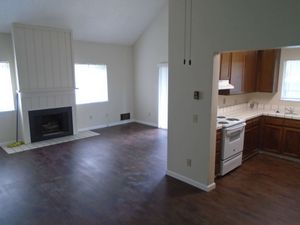2x2 Living Room