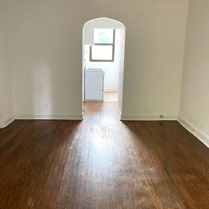 Livingroom Picture 1