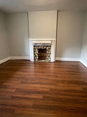 Livingroom Picture 2