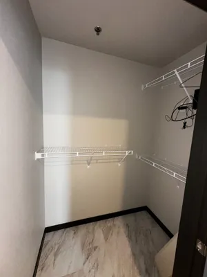 Envy at The Lights - Empty Closet