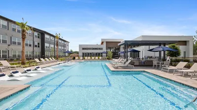 Acova Brentwood Swimming Pool