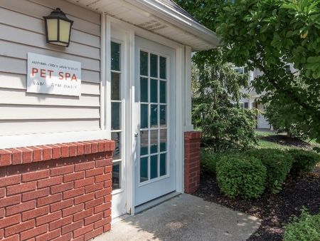 Pet Spa | East Amherst NY Apartment Homes | Autumn Creek Apartments