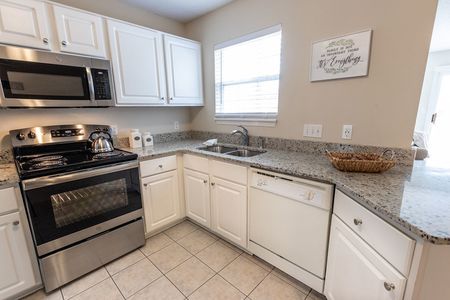 State-of-the-Art Kitchen | East Amherst NY Apartment Homes | Autumn Creek Apartments