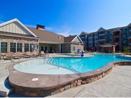 Full pool view