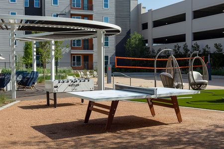 Outdoor ping pong table | Apartments in Richardson | Northside