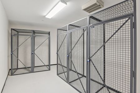 Storage lockers