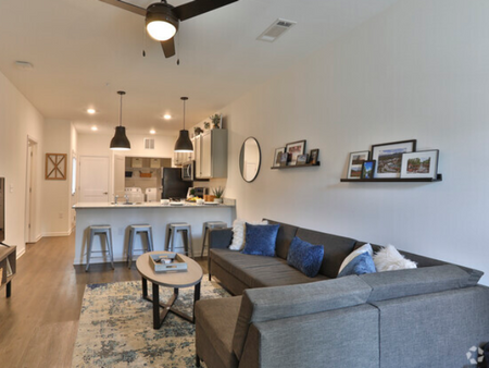 Spacious Living Room | Apartments in Cullowhee, NC | Bellamy Western