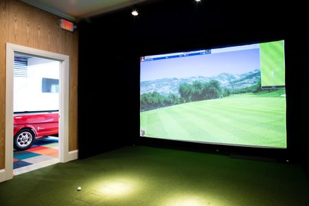 Saugus Apartments Golf Simulator - The Residences at Stevens Pond