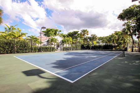 Boca Raton Apartment Tennis Court