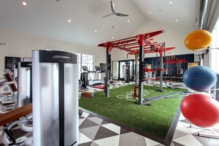 Golden Apartment Fitness Center - The Summit at Red Rocks