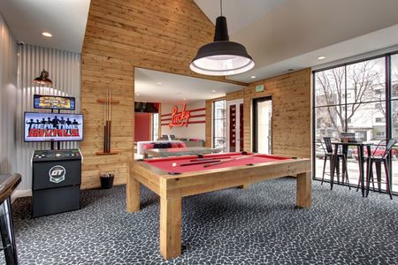 Golden Apartment Game Room - The Summit at Red Rocks