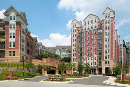 North Bethesda Apartment Exterior | Inigo's Crossing