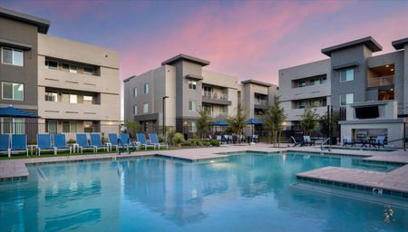 acero apartments with pool