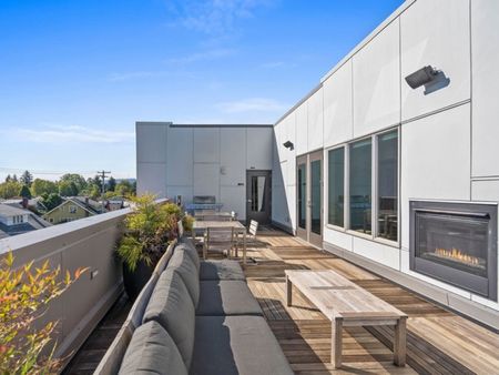 upscale apartments for rent