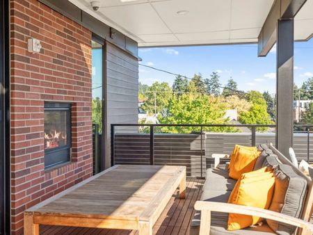 apartments with rooftop fireplace in portland or