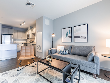 Photos & Tours | Apartments in Bedford, NH at The Chandler