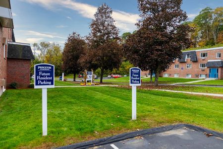 Future Resident Parking at Princeton Commons | Apartments in Claremont, NH