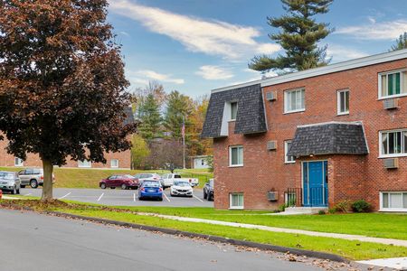 Princeton Commons Exterior | Apartments in Claremont, NH