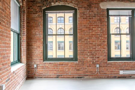 Big windows allow plenty of natural light |  381 Congress Lofts | Apartments in Downtown Boston