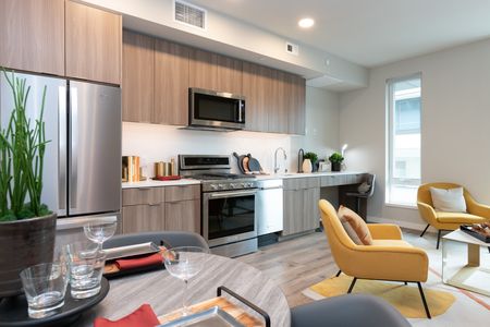 Modera Lake Merritt apartment homes in Oakland high-end kitchen with stainless steel appliances