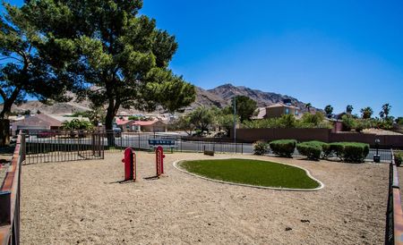 Pet Friendly Apartments in North Las Vegas, NV - Desert Ridge - Spacious Bark Park with Mountain Views, Turf Patch, and Bench Seating